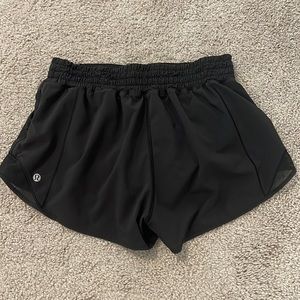 Lululemon HR hotty hot 2.5